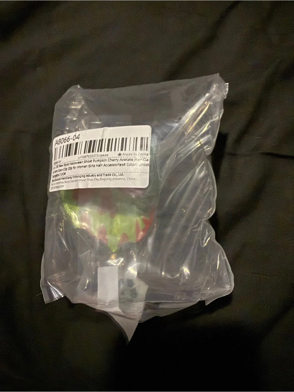 Poison Apple Claw Clip